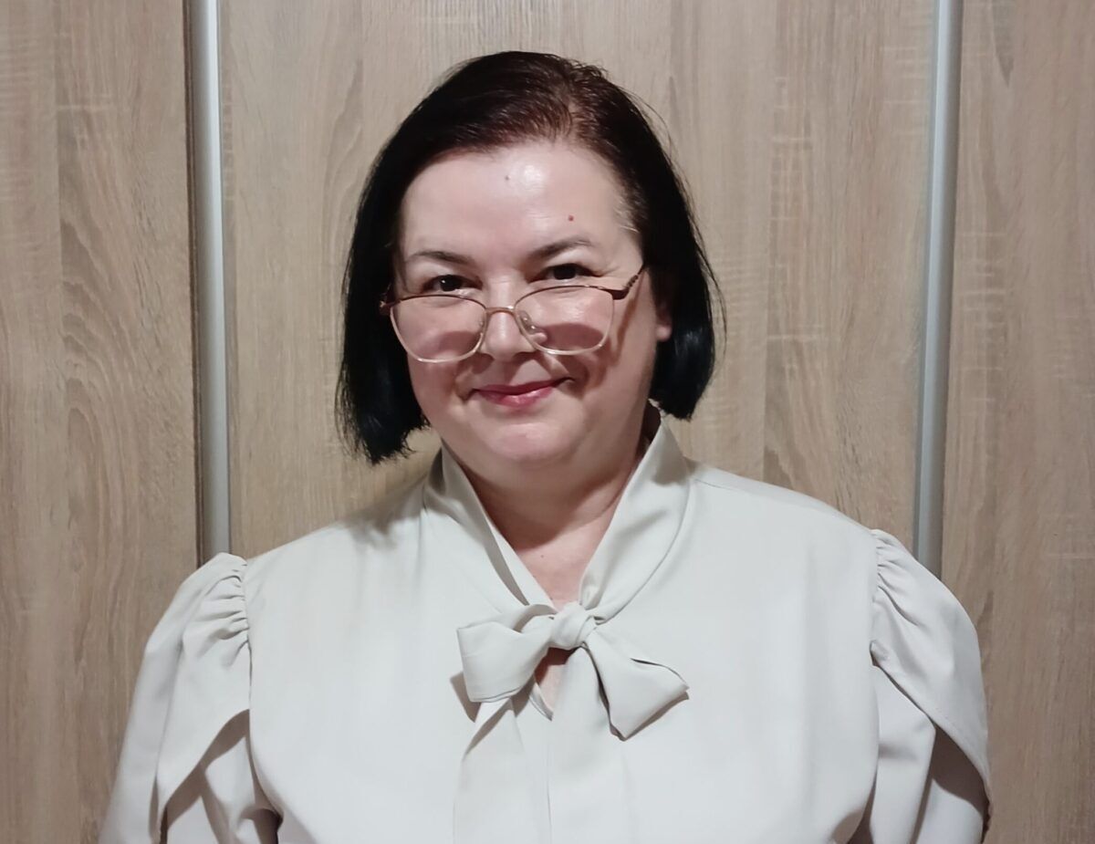 Gabóda Éva: „… a legszebb szín a világon az, amelyik jól mutat a viselőjén”