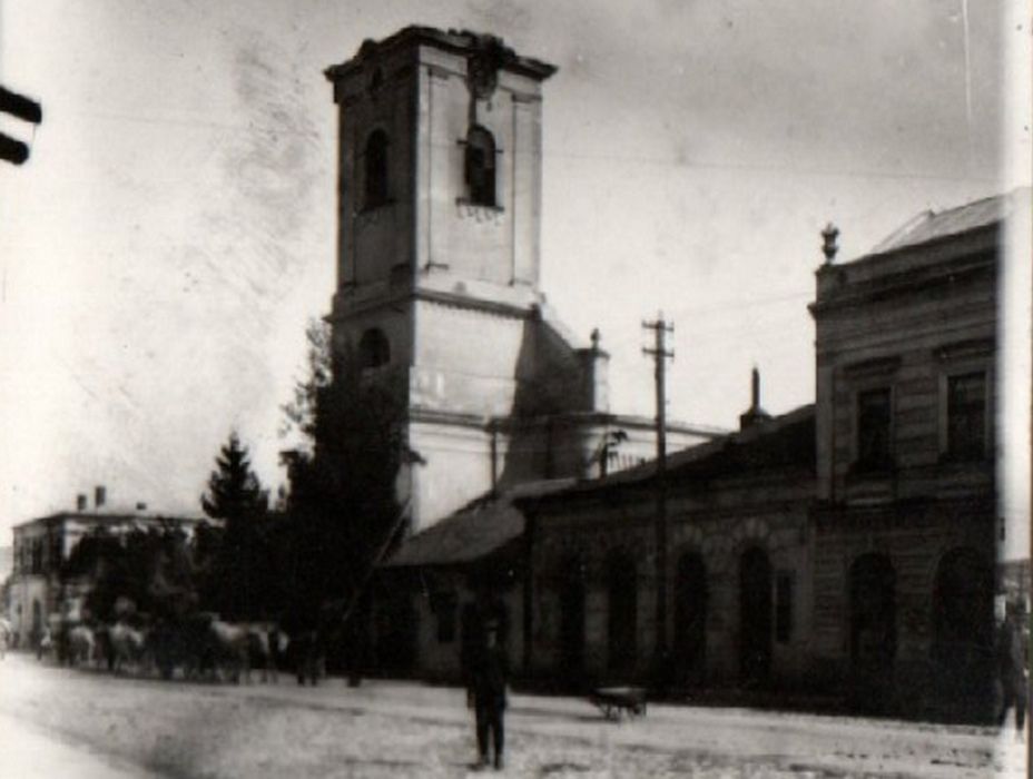 Kárpátalja anno: a beregszászi leégett református templom