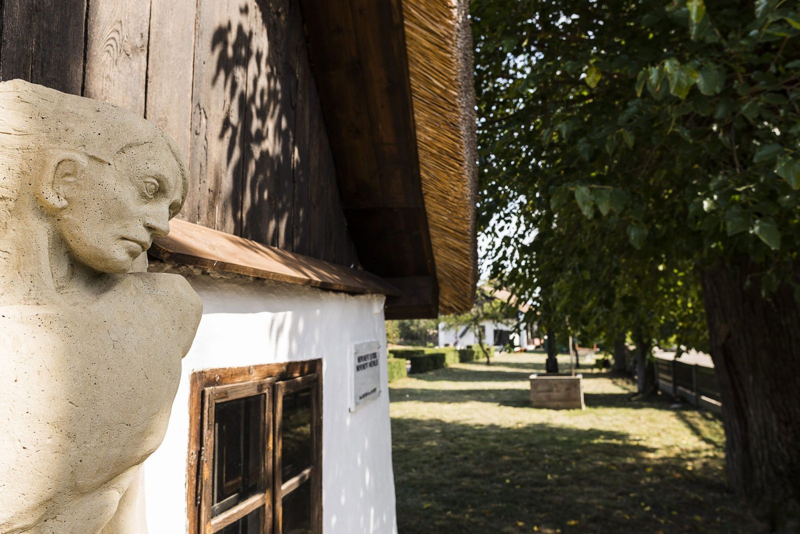 Átadták Ady Endre felújított szülőházát és emlékmúzeumát a romániai Érmindszenten