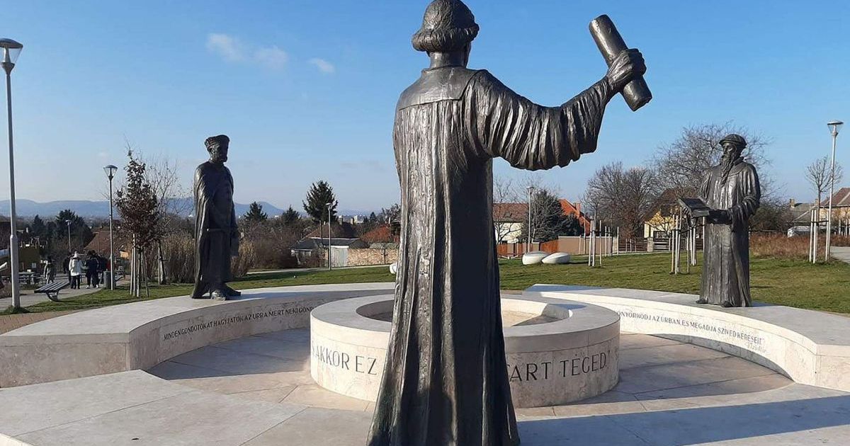 Egyedül Istené a dicsőség, az egyedüli forrás pedig a Szentírás – ma van a reformáció emléknapja