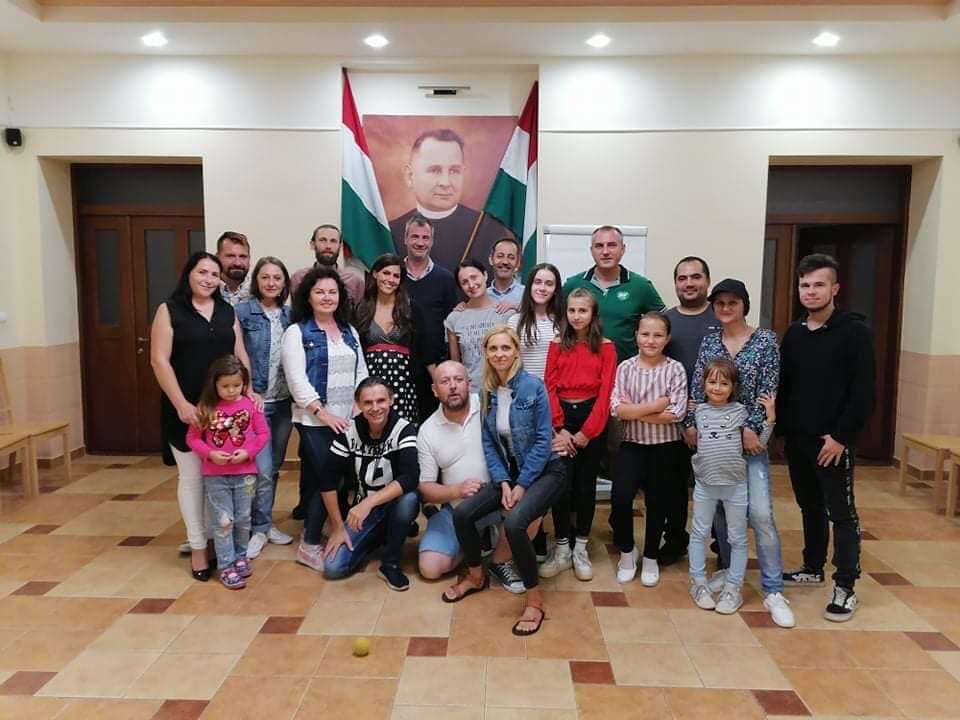 Magyarországi színészeket is felkértek egy-egy karakterre