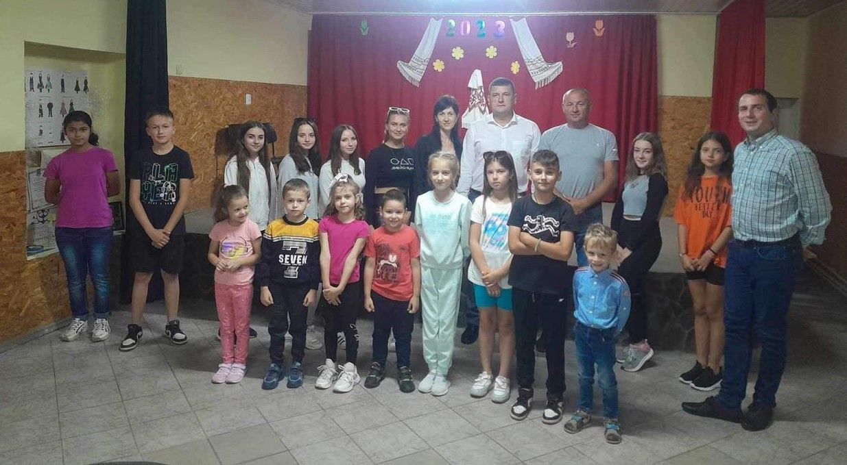 Kígyóson is beindult a néptánctanítás