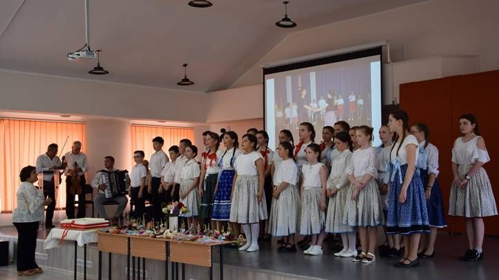 Megtartó hagyományok, gyökerek – Tizenötéves a Bereg-vidéki Népzenei és Néptánctábor