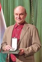 Magyar Arany Érdemkeresztet kapott Varga József beregszászi színművész