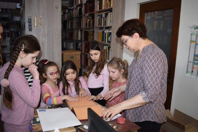 MunKaland – barangolás a könyvtárban