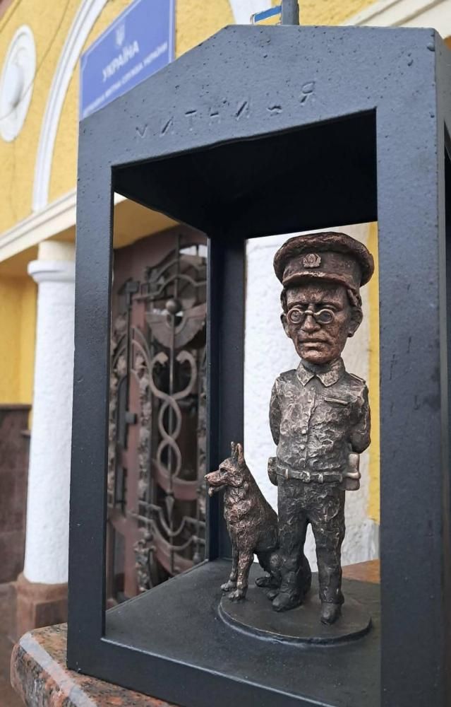 Felavatták a 80. miniszobrot Ungváron