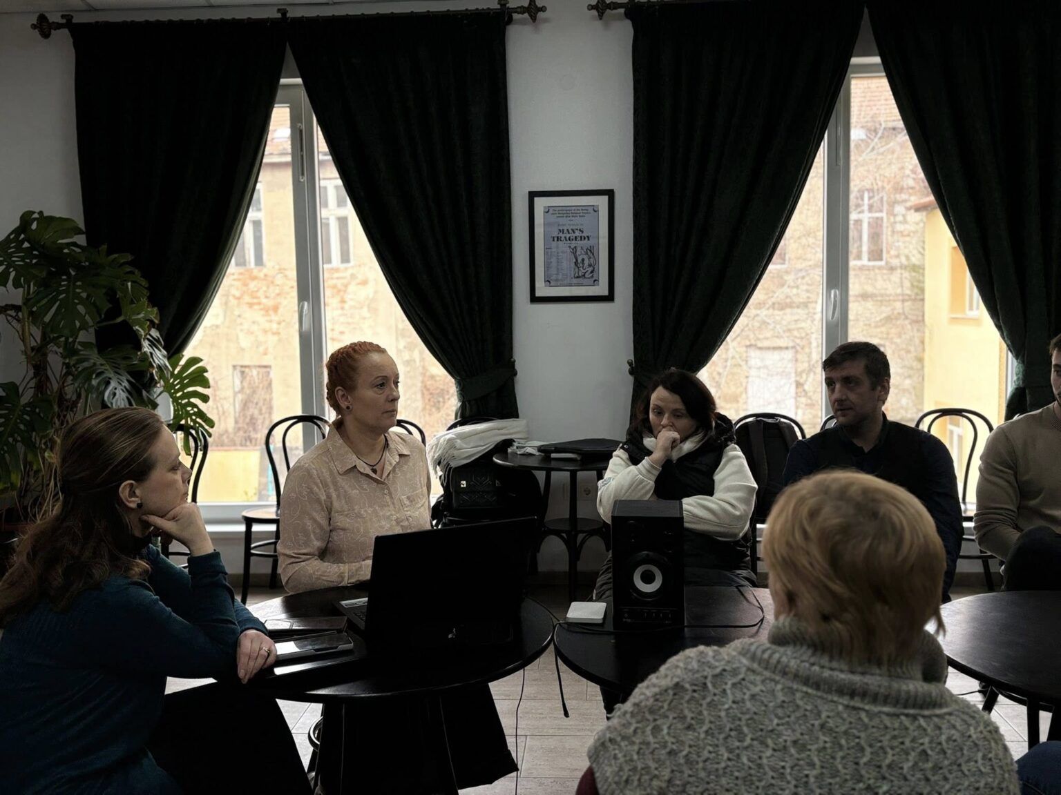 A színház segít élni és jobbá tenni a világot