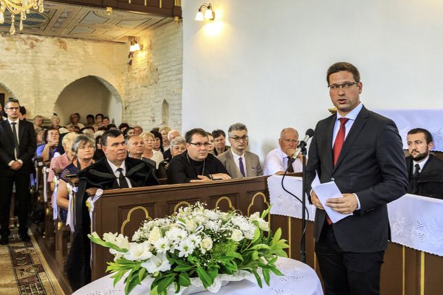 Magyarországi támogatással megújult a 800 esztendős palágykomoróci templom