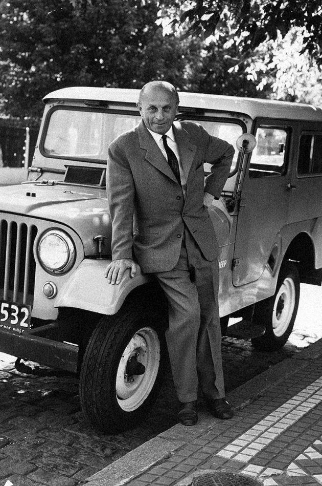 78 éve szabadalmaztatták a magyar Bíró László József golyóstollát