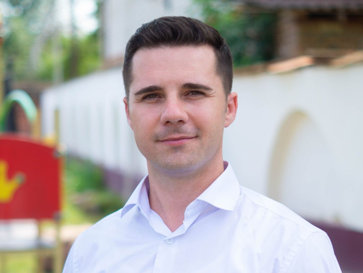 Menyhárt István: „…a teológia tanít, de a gyülekezet formál…”