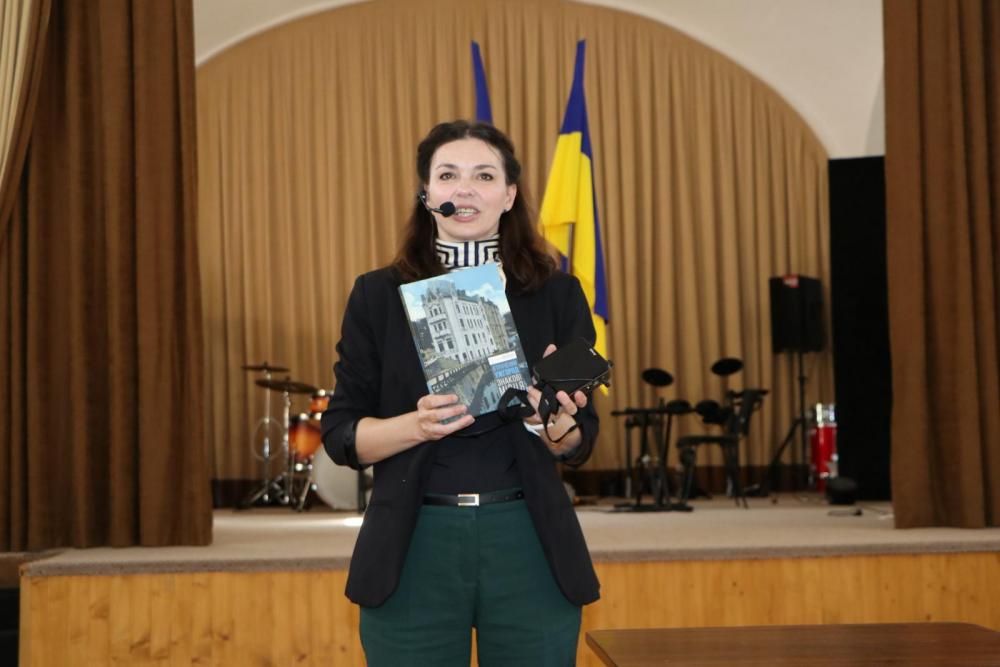 Megjelent Tetyana Literáti újabb könyve Ungvár történetéről