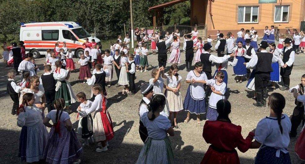 KárpátHáz-fiesta: Néptáncos hagyományőrzés és közösségépítés Halábor szívében
