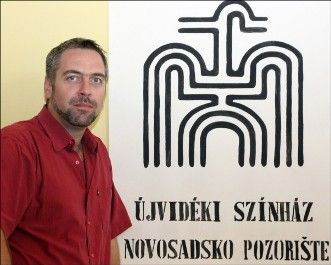 Balázs Áron és dr. Göncz Lajos a Vajdasági Művelődési Intézet díjazottjai között