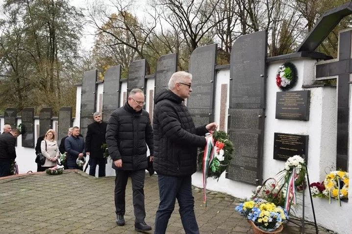 A mi golgotánk – Kegyeleti megemlékező rendezvény Szolyván