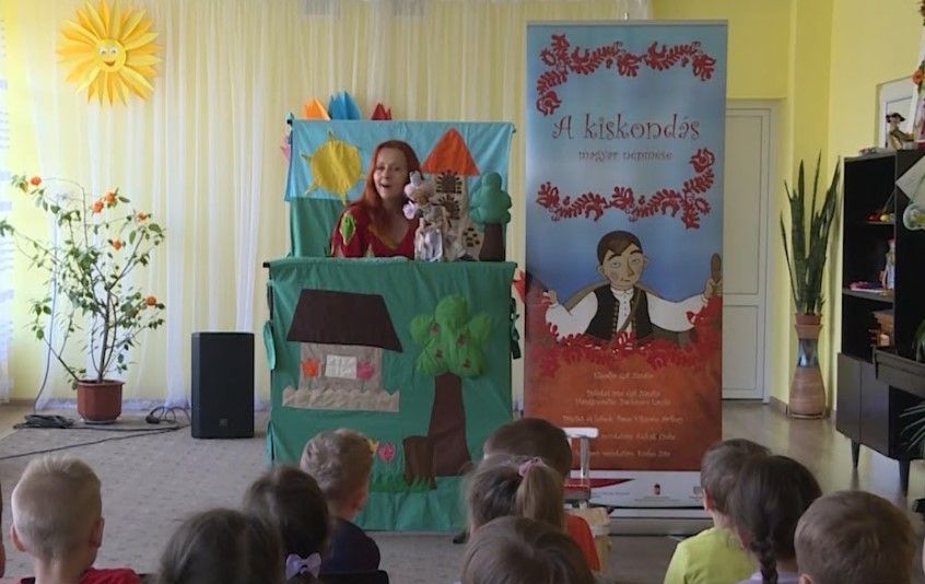 Gyermekeknek szóló darabbal turnézott a beregszászi színház