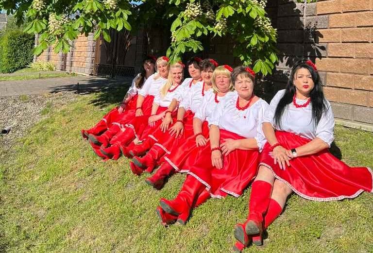 Felhangolva: A homoki Pipacs Asszonykórus