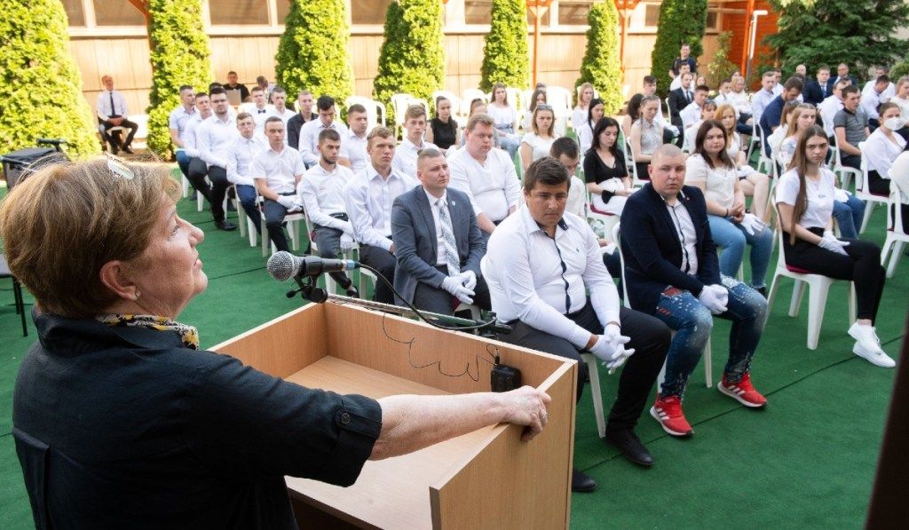 Kárpátaljai fiatalok vehették át okleveleiket a Mátészalkai Szakképzési Centrumban