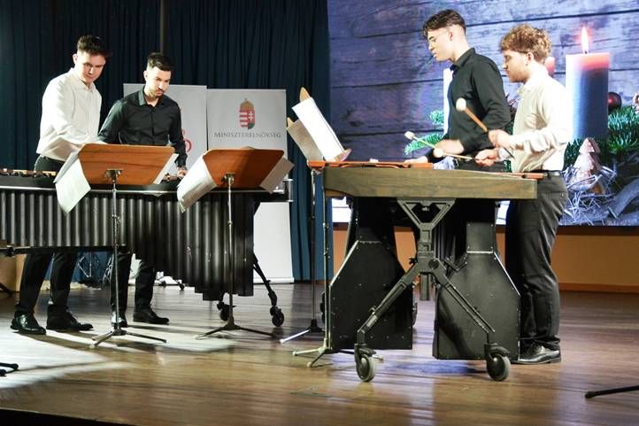 A szeretetre hangolódva – A debreceni SONUS együttes koncertje Beregszászban