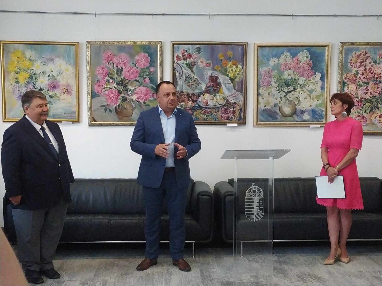 Fedor Aranka „virágzó” emlékkiállítása az ungvári főkonzulátuson