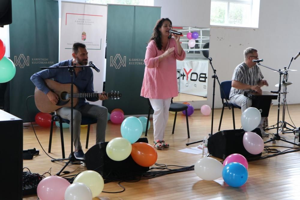 Gőgös Gúnár Gedeon és barátai Kárpátalján