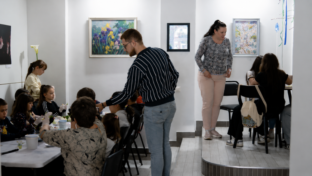 Műhelymunka a Na'Conxypan Galériában