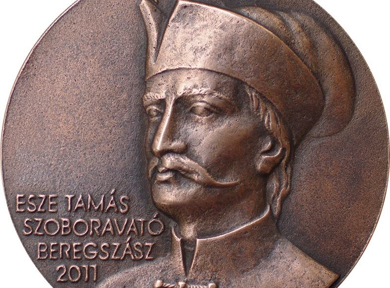Figyelem, szoboravató!