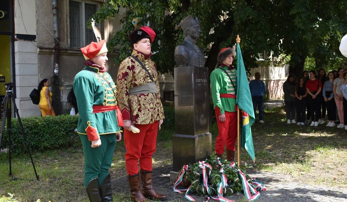 Cum Deo pro Patria et Libertate – zászlóbontás Kárpátalján