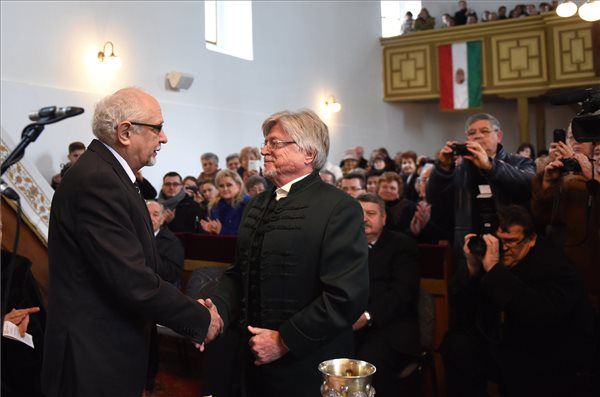 Szörényi Levente kapta a Kölcsey-emlékplakettet 2018-ban Szatmárcsekén